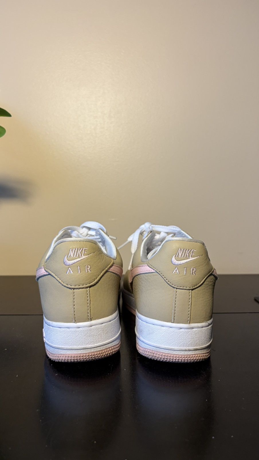 Nike Nike Air Force 1 Low Beige Pink Swoosh Size 8.5 Size US 8.5 / EU 41-42 - 5 Thumbnail