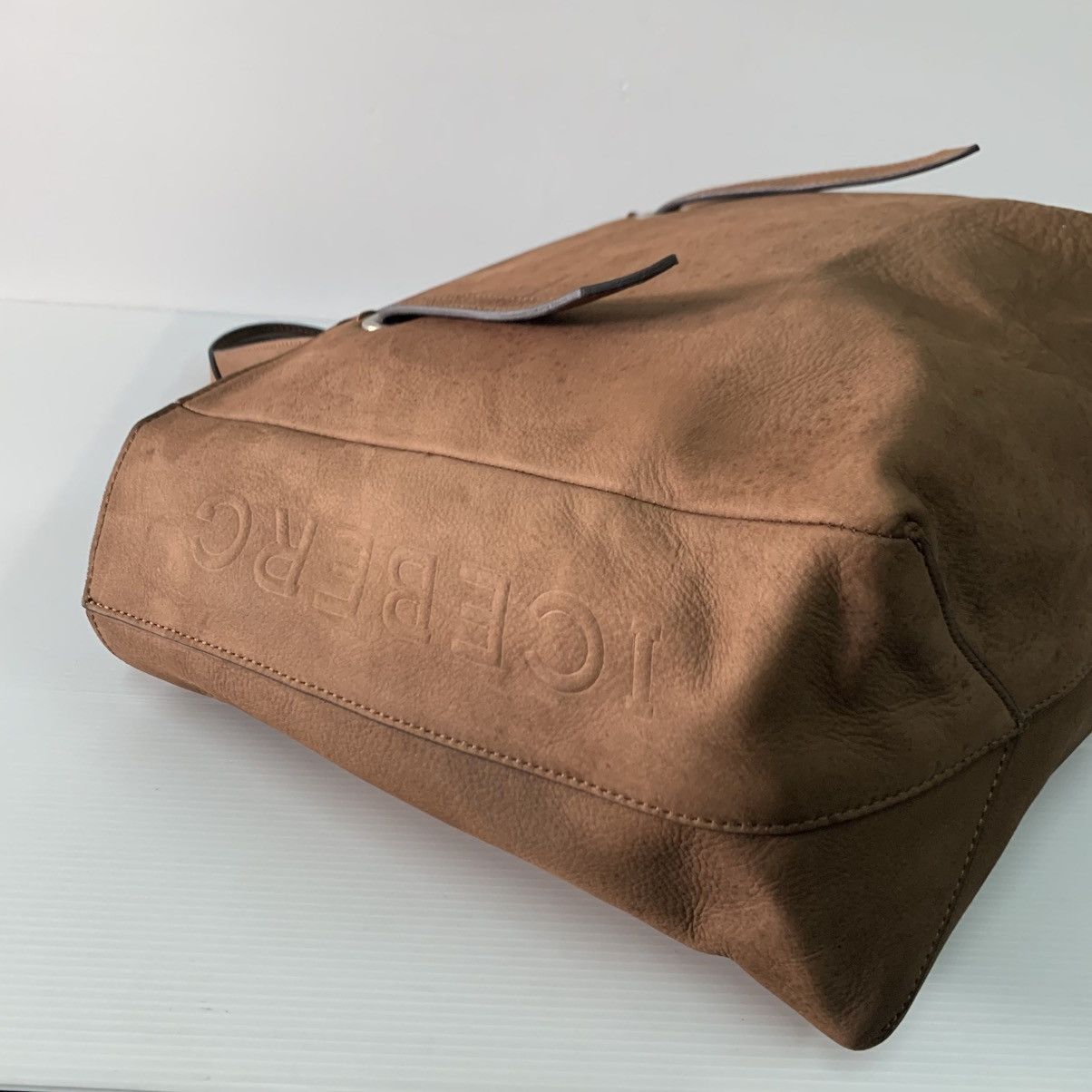 Iceberg 💥‼️HOT ITEM‼️💥Authentic Iceberg Leather Tote Bag Size ONE SIZE - 5 Thumbnail