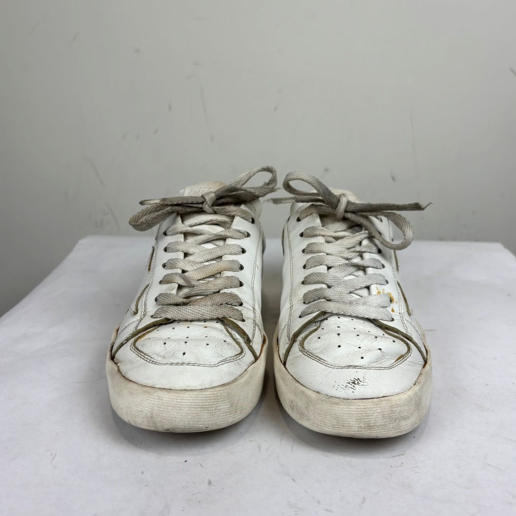 Golden Goose Golden Goose GGDB Stardan Leather Low Top Trainers Sneakers Women 36 White 6 US Women’s Shoes Size M / US 6-8 / IT 42-44 - 2 Thumbnail