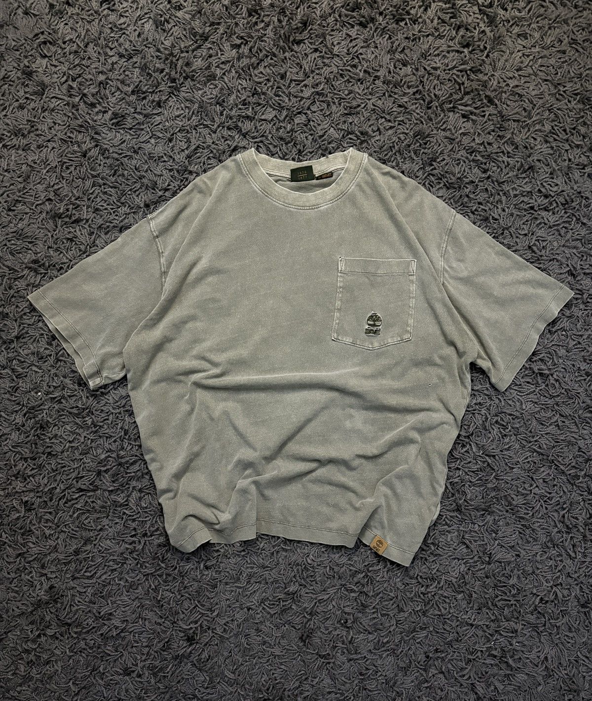 American Eagle Outfitters AE x Timberland Distressed Pocket Tee in Green Size US XL / EU 56 / 4 - 3 Thumbnail