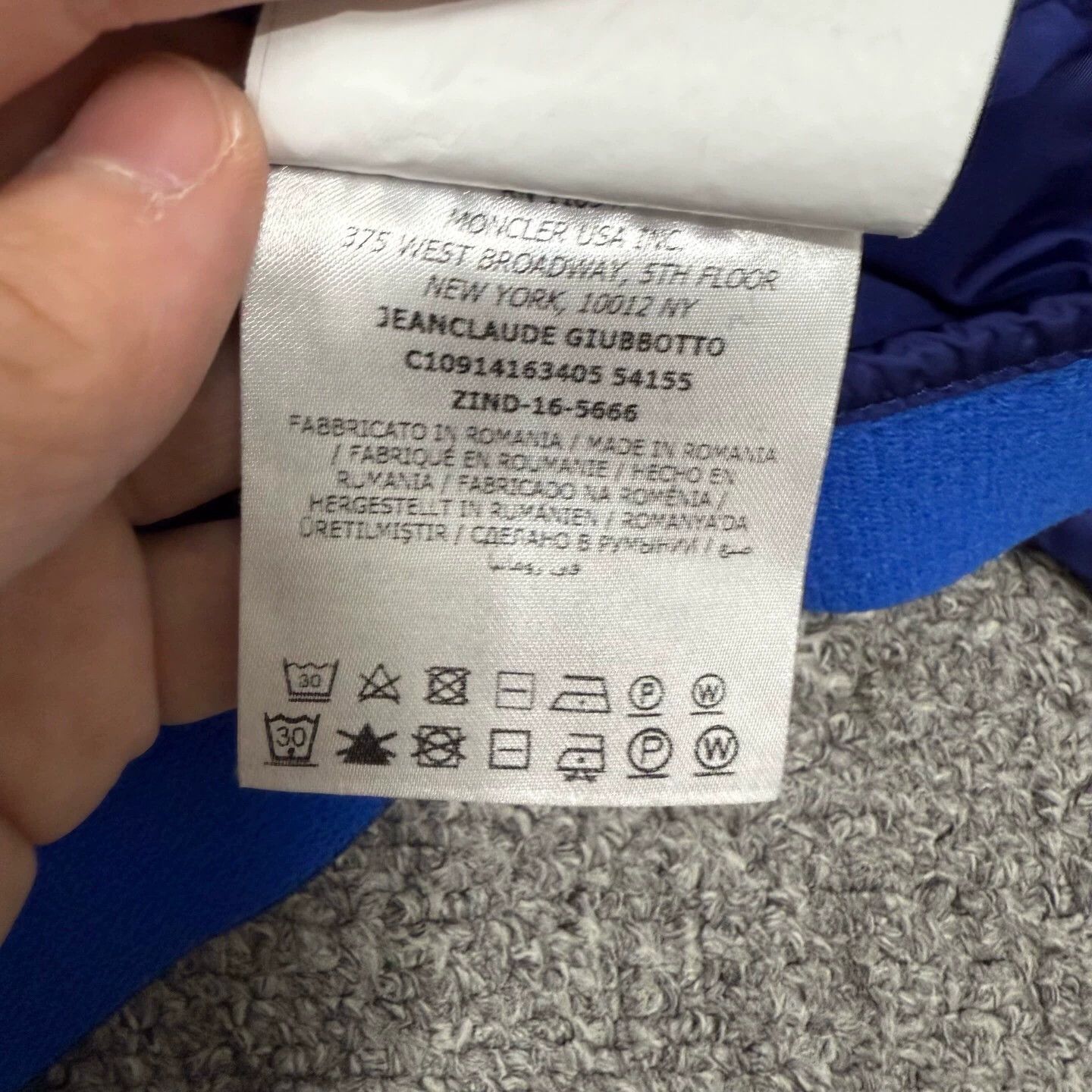 Moncler Moncler Blue Chest Logo Jacket 3 99 New Size US L / EU 52-54 / 3 - 4 Thumbnail