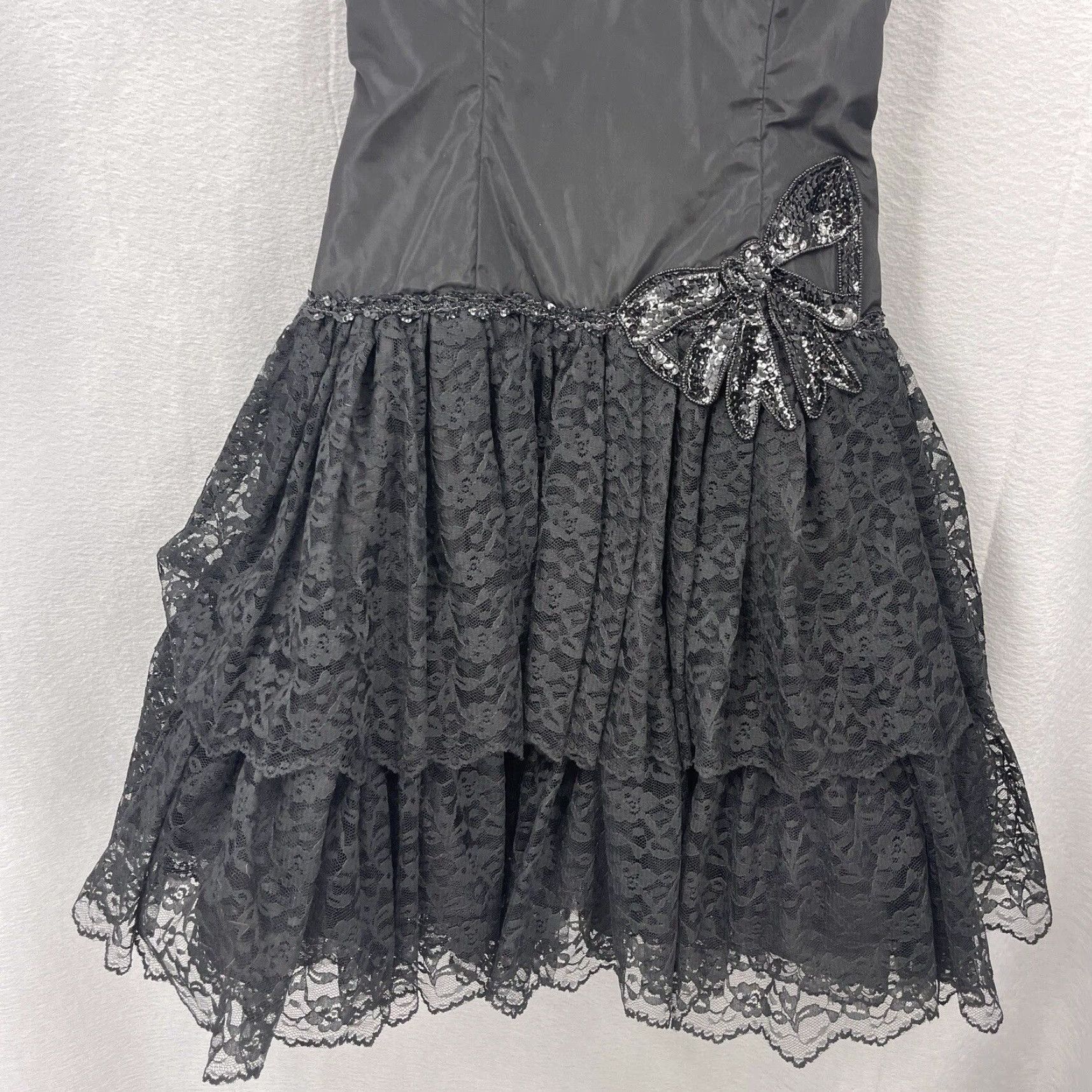 Vintage VINTAGE Loralie Party Dress Womens 6 Black Lace Tiered 1990s Glam Rock Size M / US 6-8 / IT 42-44 - 2 Thumbnail