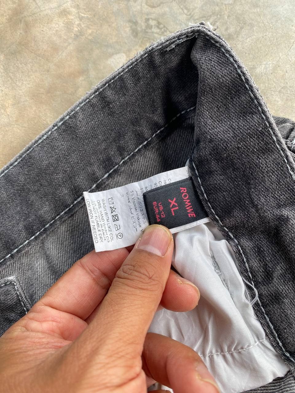 Japanese Brand JAPANESE ROMWE XL SUPER BONDAGE BAGGY RAVER PANT DENIM Size US 32 / EU 48 - 8 Thumbnail