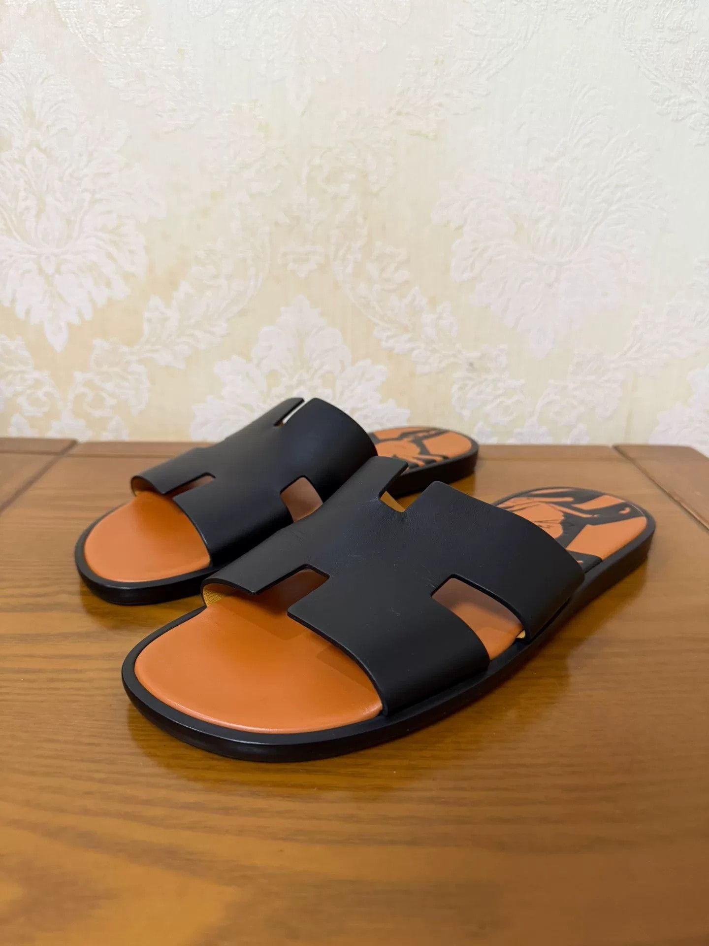 Hermes Hermes Sandals 44 Men Size US 10.5 / EU 43-44 - 1 Thumbnail