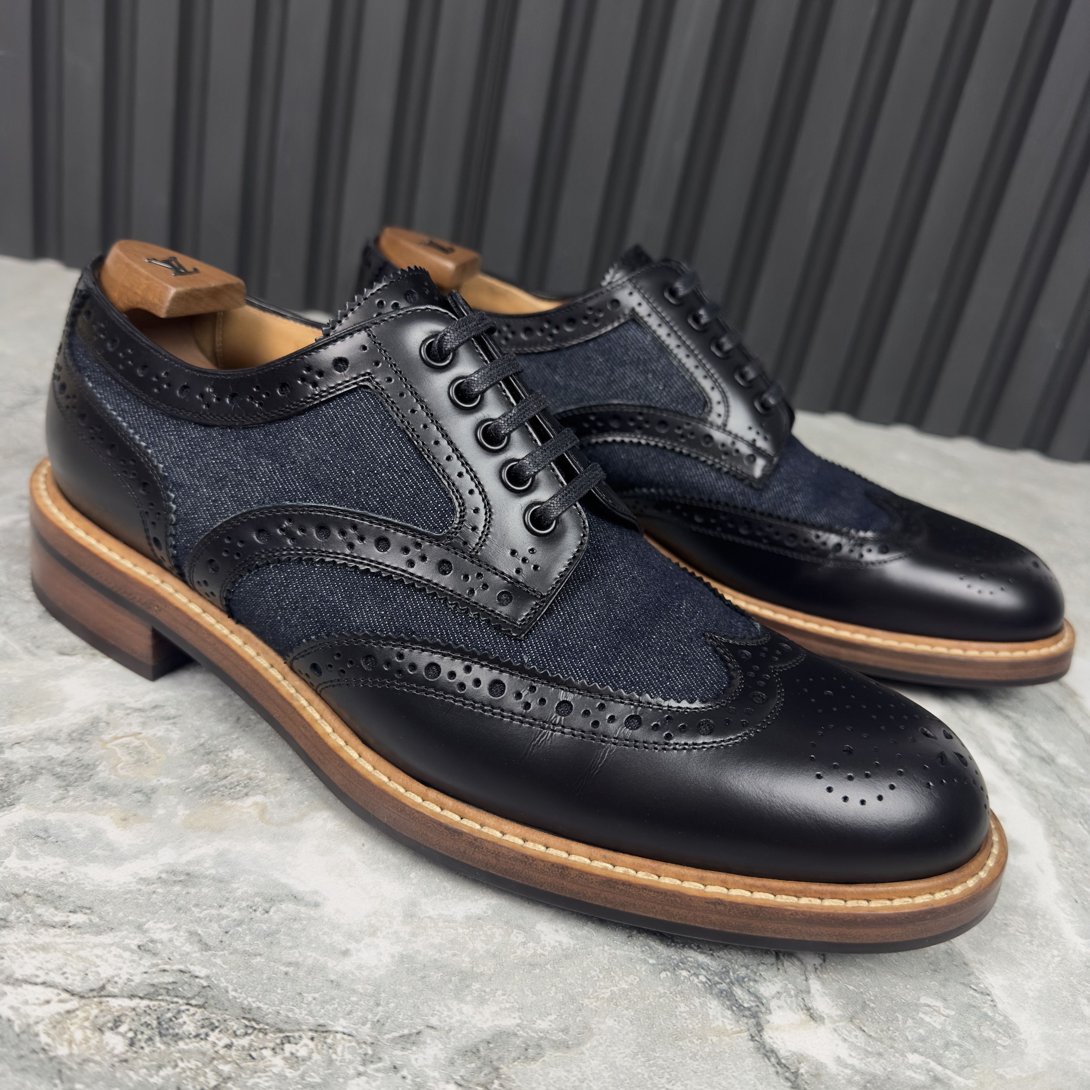 Louis Vuitton Louis Vuitton Voltaire Wingtip Derby Denim Leather Size US 9 / EU 42 - 7 Thumbnail
