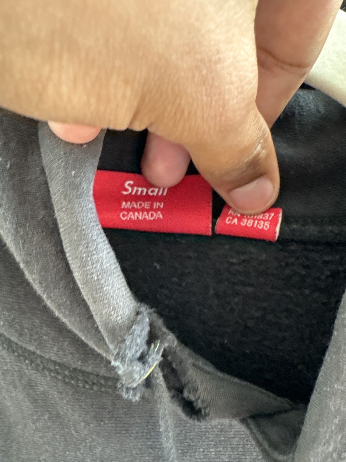 Supreme SUPREME X KAWS BOX LOGO Size US S / EU 44-46 / 1 - 4 Thumbnail