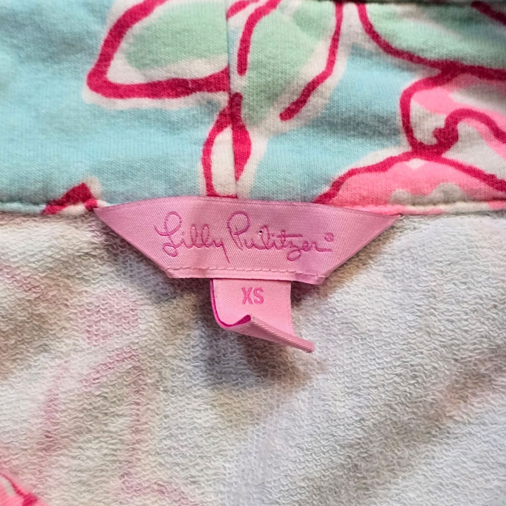 Lilly Pulitzer Lilly Pulitzer Top Womens XS Blue Lolita Breakwater Floral 1/4 Zip Popover Shirt Womens XS Blue Floral 1/4 Zip Popover Size XS / US 0-2 / IT 36-38 - 4 Thumbnail