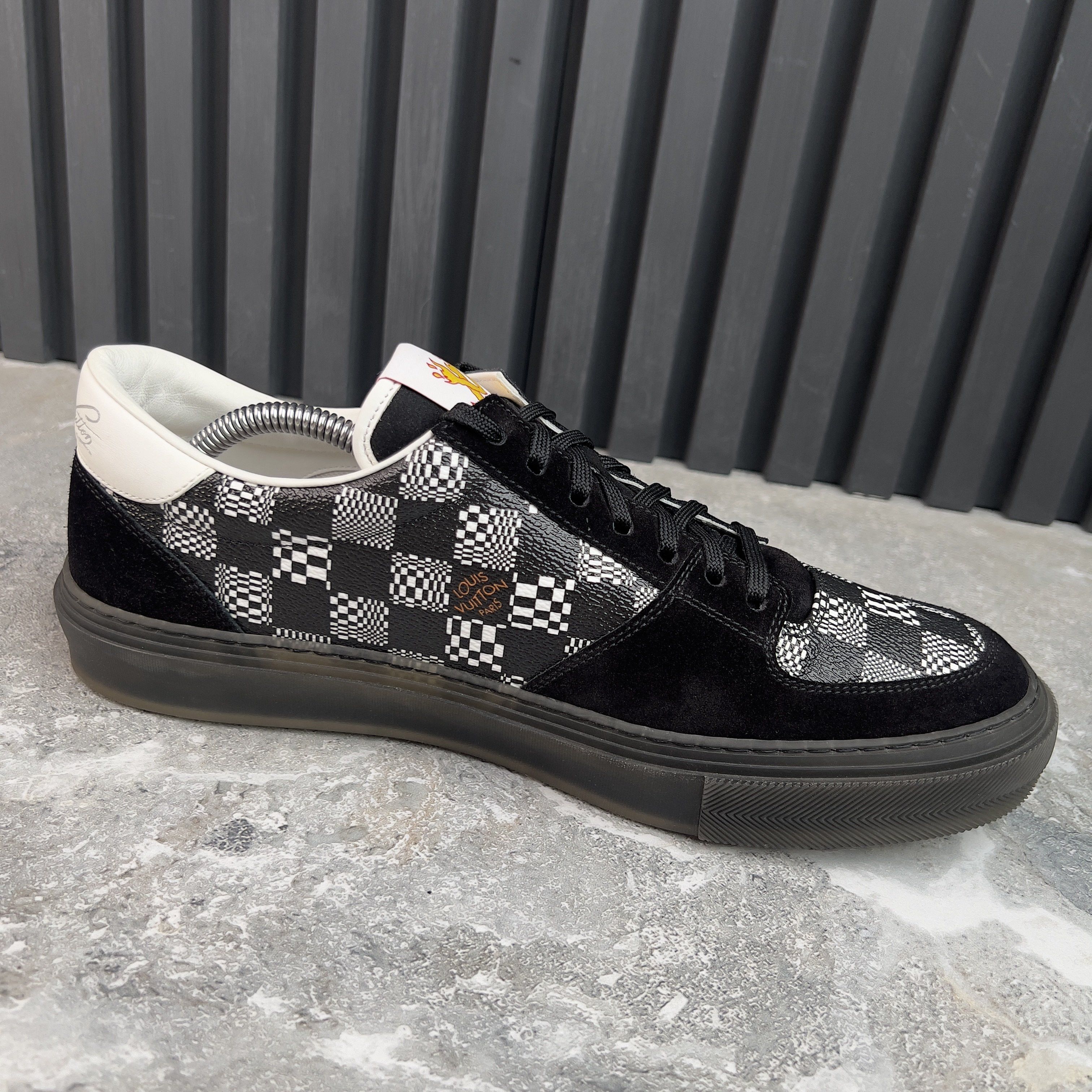 Louis Vuitton Ollie Damier Low Top Sneaker Black Leather Size US 10 / EU 43 - 7 Thumbnail