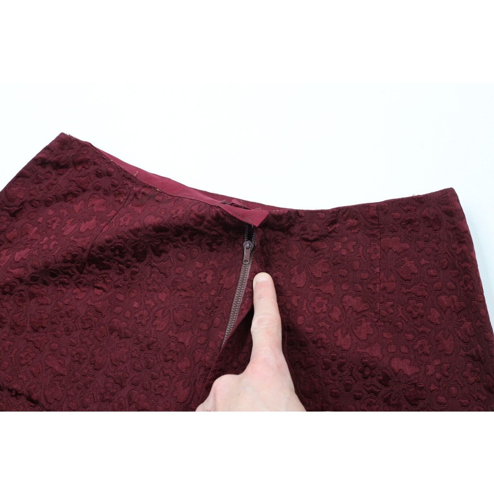 Vintage Vintage 50s 60s Rockabilly Silk Jacquard Flower Pencil Skirt Size 26" / US 2 / IT 38 - 11 Thumbnail