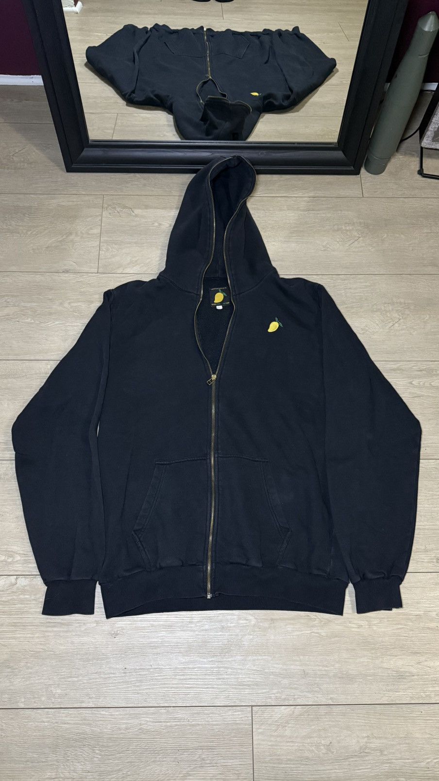 Other Rootsgear Clothing Embroidered Mango Collection Zip Up Size US XL / EU 56 / 4 - 1 Thumbnail