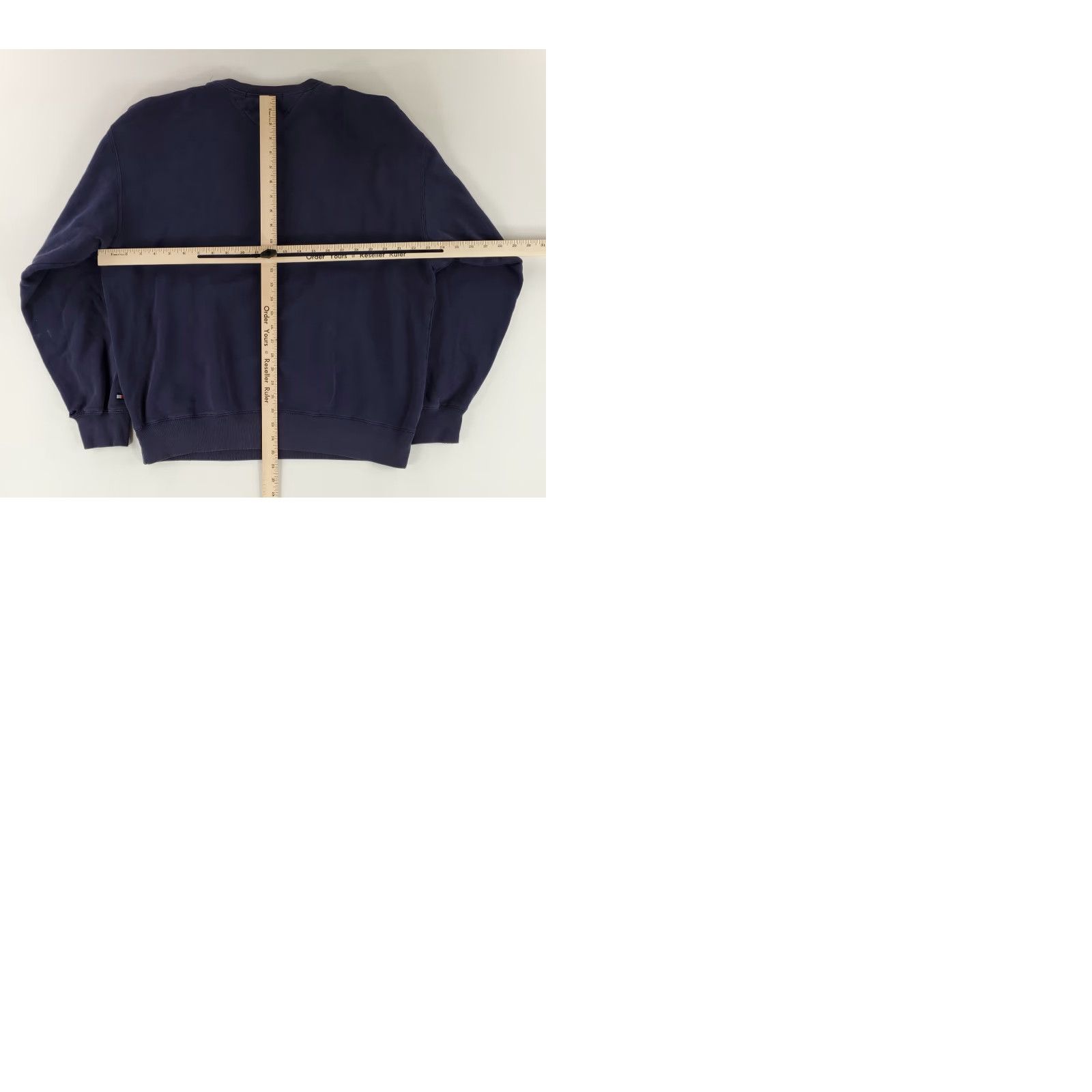Tommy Hilfiger VINTAGE Tommy Hilfiger Sweatshirt Mens M Blue Distressed 90s Spellout Pullover Size US M / EU 48-50 / 2 - 9 Thumbnail