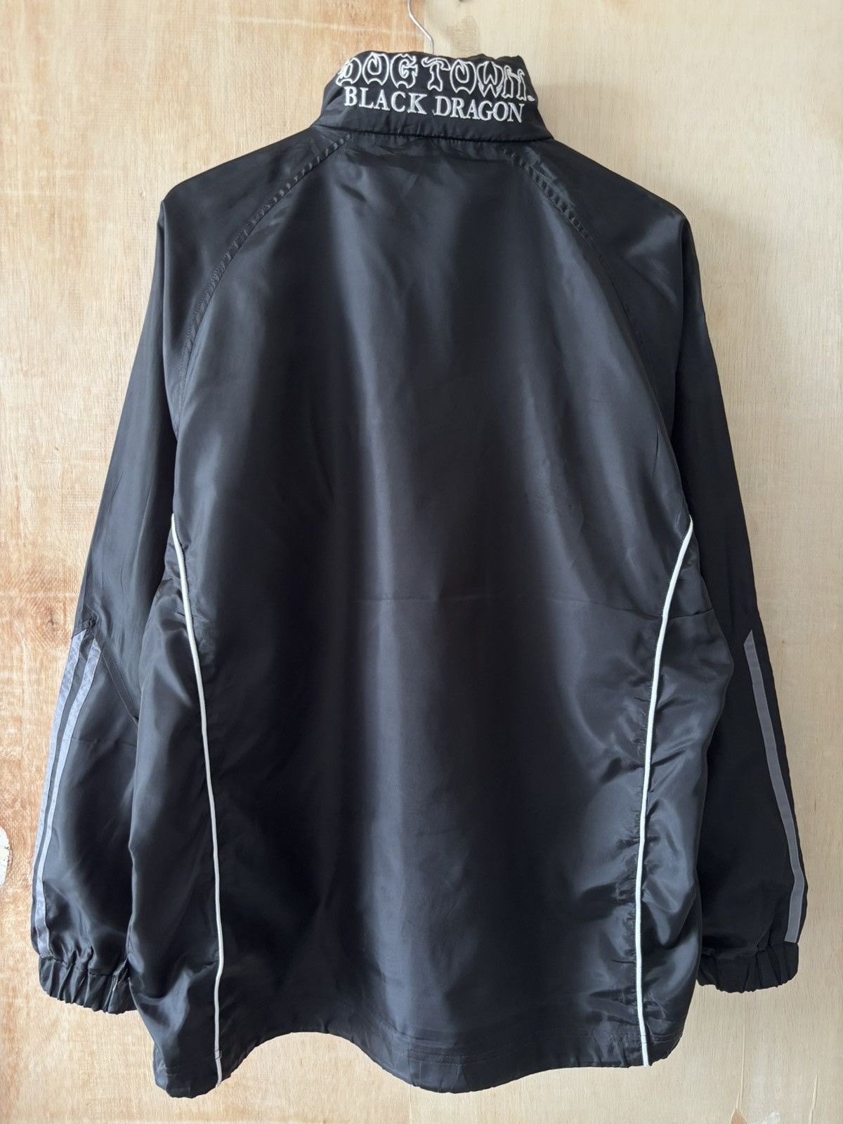Dogtown Vintage Dogtown Black Dragon Nylon Jacket Size US XL / EU 56 / 4 - 7 Thumbnail