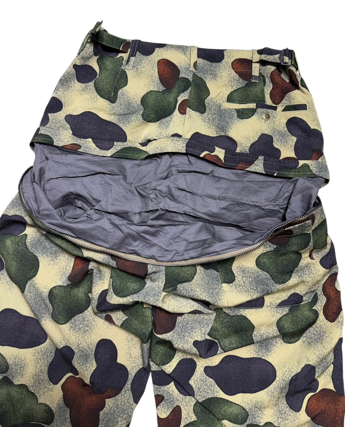 Yohji Yamamoto 𝗬𝗼𝗵𝗷𝗶 𝗬𝗮𝗺𝗮𝗺𝗼𝘁𝗼 𝗠𝗲𝗻’𝘀 𝗙𝗮𝗹𝗹 𝟮𝟬𝟭𝟳𝘀 𝗥𝘂𝗻𝘄𝗮𝘆 𝗹𝗼𝗼𝗸 Size US 34 / EU 50 - 13 Thumbnail
