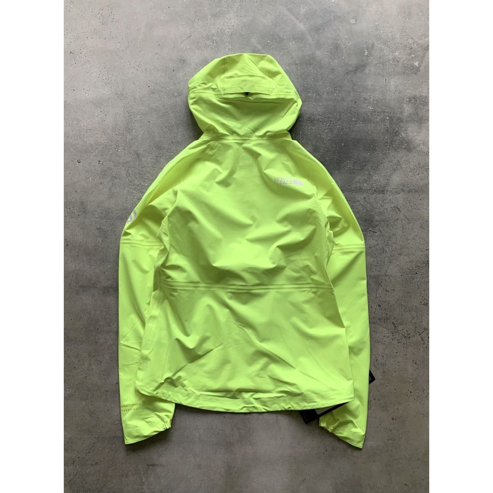 The North Face The North Face Superior Run Futurelight Zip Jacket Womens M Yellow Windbreaker Exterior Polyester Jacket Women's Size M FT Futurelight Womens Size M / US 6-8 / IT 42-44 - 3 Thumbnail