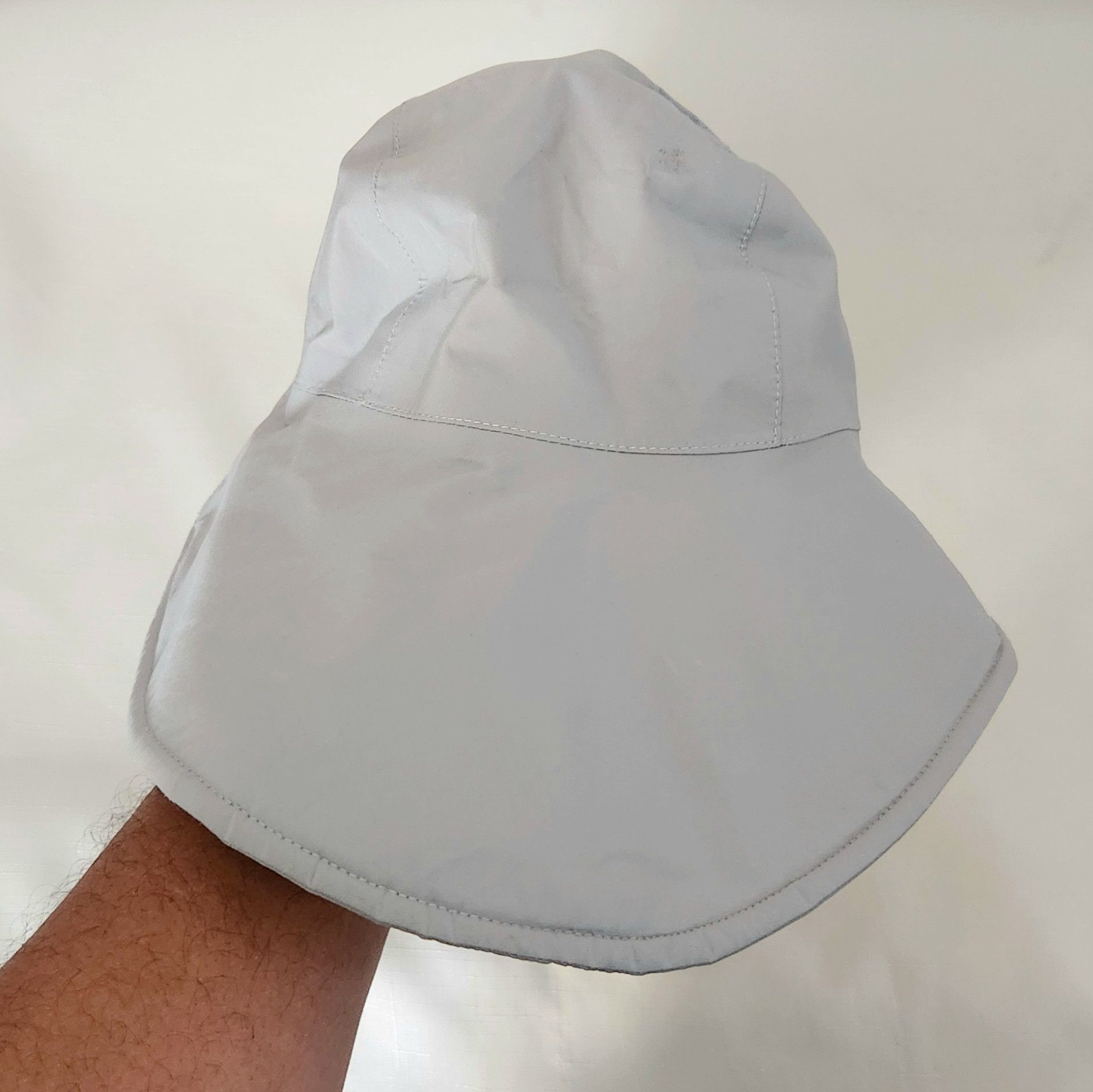 Galvin Green Galvin Green Gore-Tex Paclite Technology Golf Bucket Hat L Size ONE SIZE - 4 Thumbnail