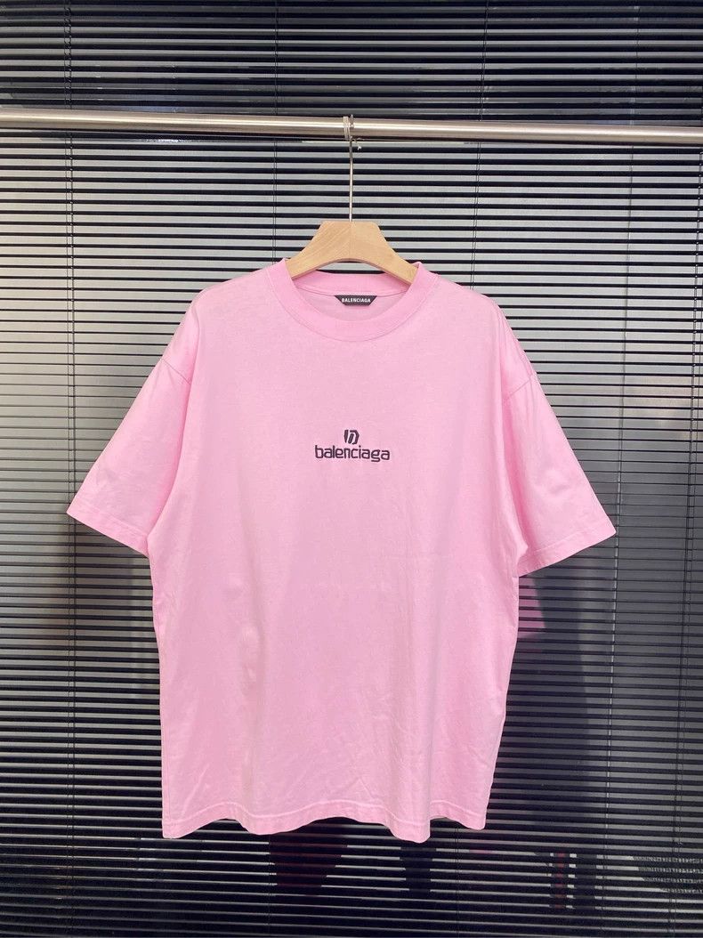 Balenciaga Balenciaga Soccer Letter Embroidered Tee - dmc Size US XS / EU 42 / 0 - 1 Thumbnail