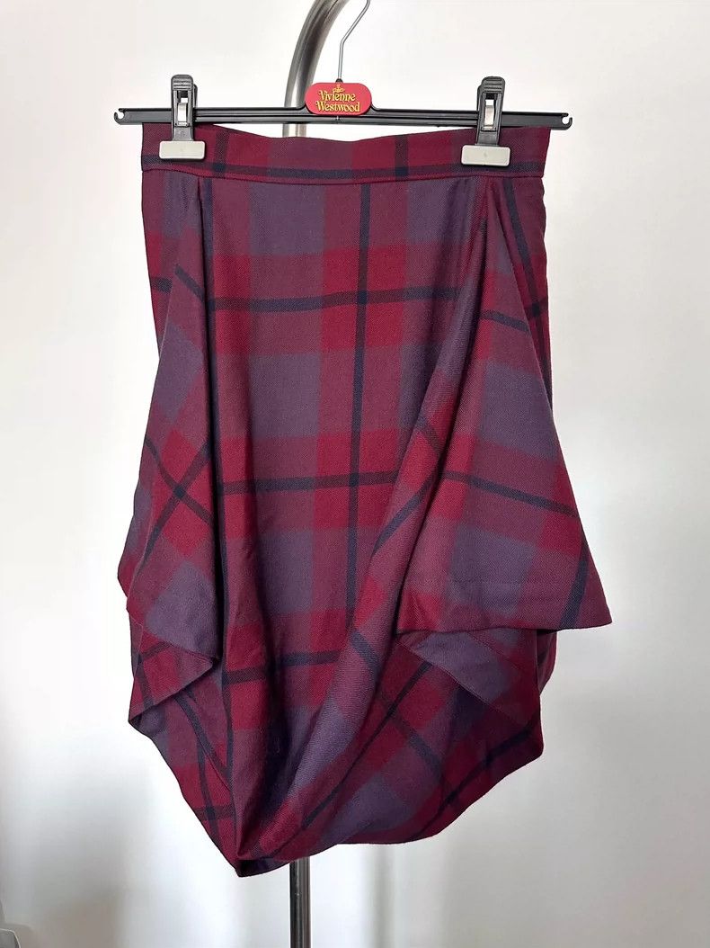 Vivienne Westwood Vivienne Westwood sizeS A skirt with a woolen petal Size 26" / US 2 / IT 38 - 3 Thumbnail