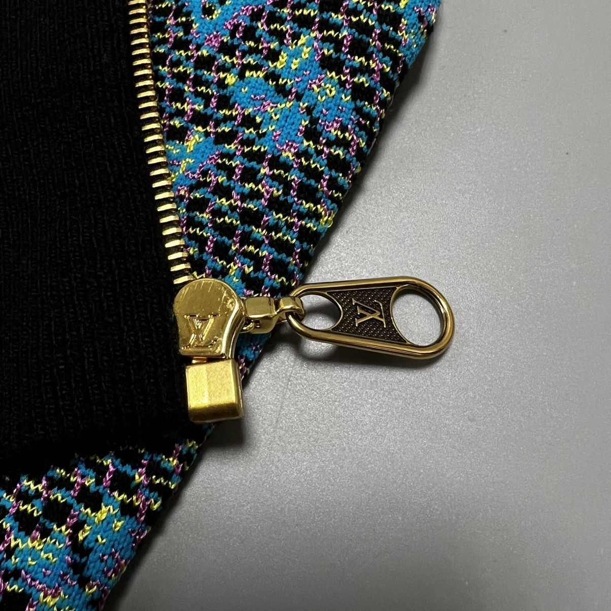 Louis Vuitton Louis Vuitton Monogram Bomber Knit Jacket sweater Size S / US 4 / IT 40 - 13 Thumbnail