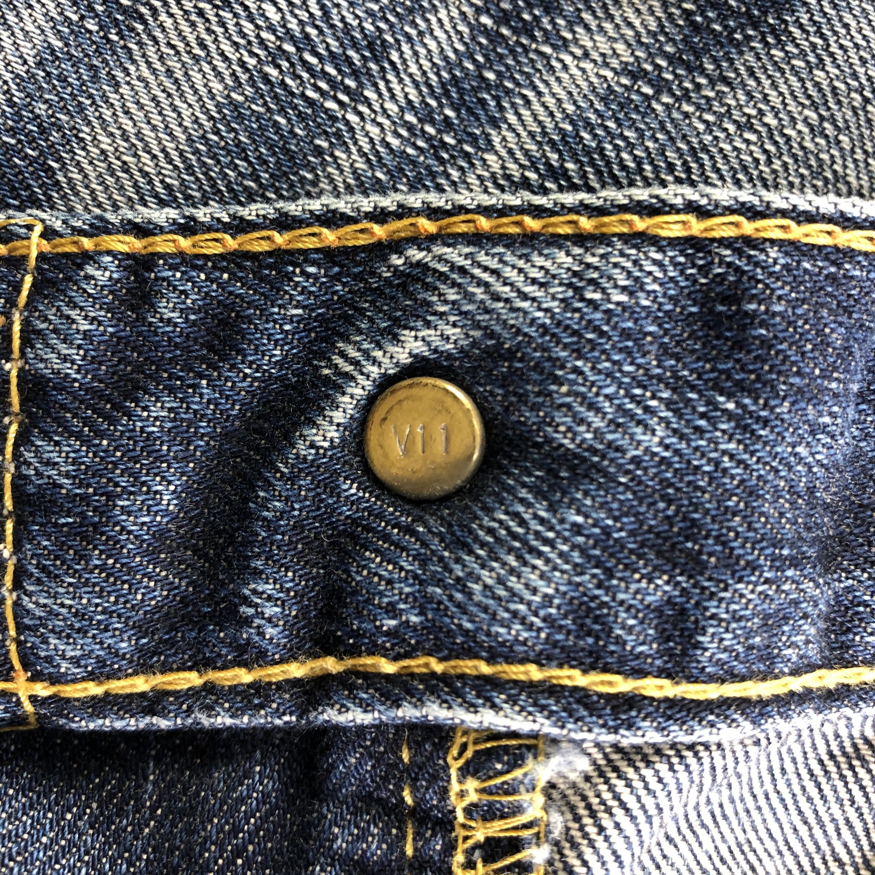 Levi's Vintage Levis Jeans 702 Faded Blue Denim KJ2491 Size US 31 - 9 Thumbnail
