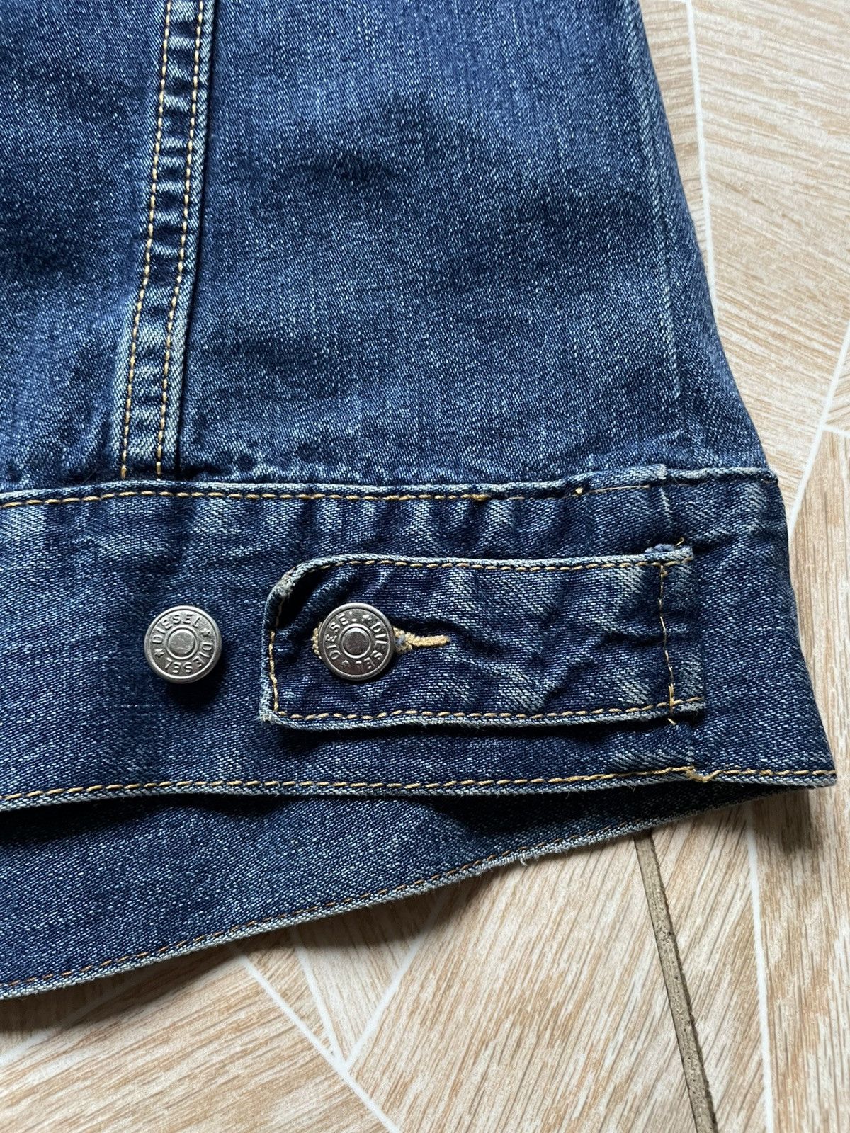 Diesel × Vintage Vintage Archive Diesel Women’s Denim Jacket Logo XL Blue Size XL / US 12-14 / IT 48-50 - 9 Thumbnail