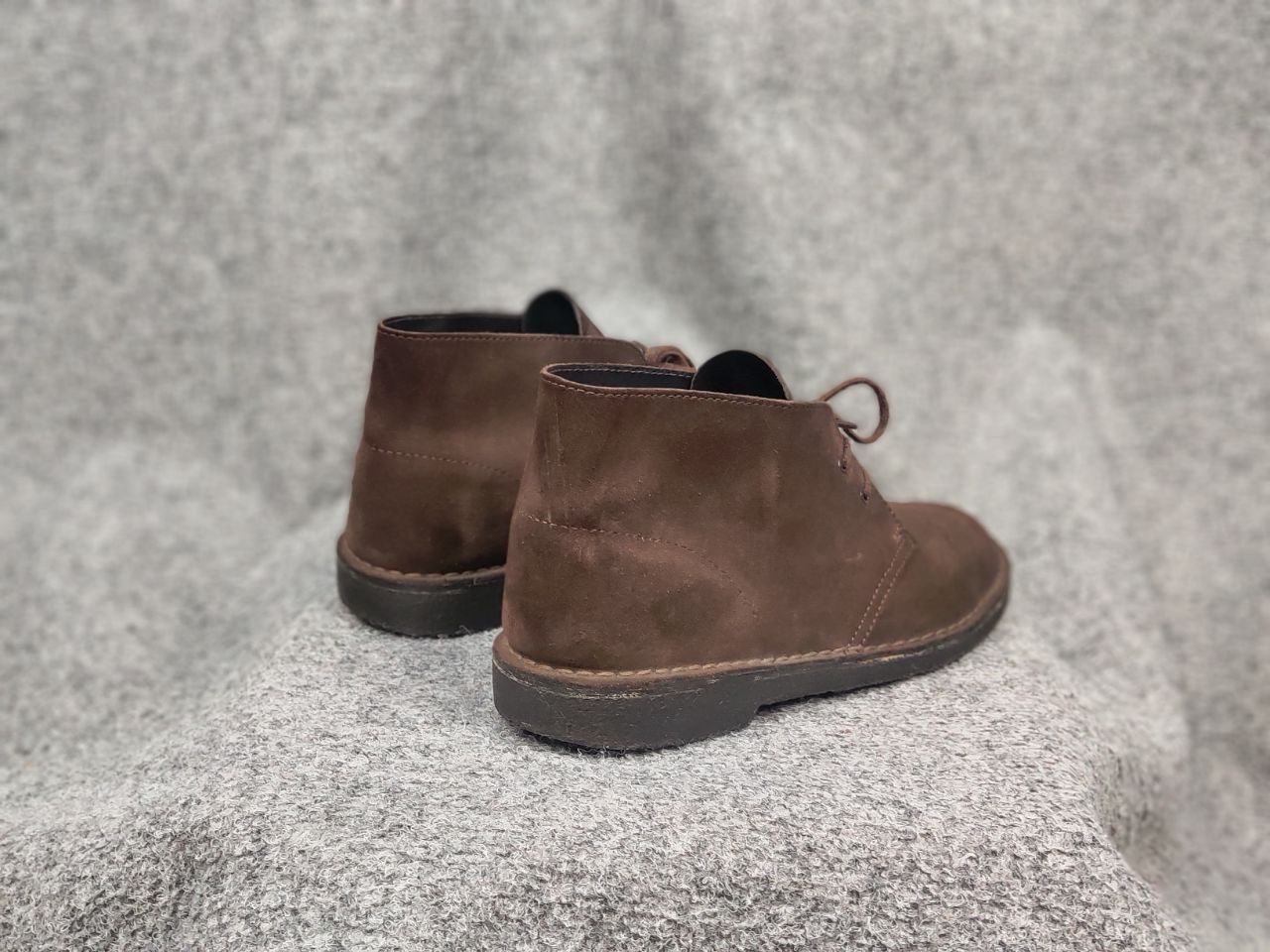 Clarks Clarks Originals Ankle Shoes Chukka 11826 Suede leather Size US 9 / EU 42 - 12 Thumbnail