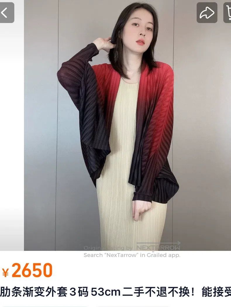 Issey Miyake Issey Miyake Red & Black Gradient Pleated Convertible Card Size L / US 10 / IT 46 - 9 Thumbnail