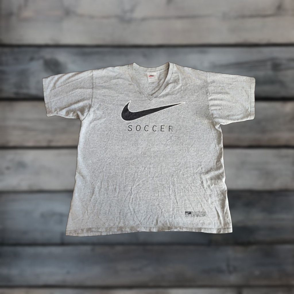 Nike VINTAGE Nike Shirt Mens T-Shirt Gray Short Sleeve V-Neck Large USA Made Cotton USA Mens Size US L / EU 52-54 / 3 - 1 Thumbnail