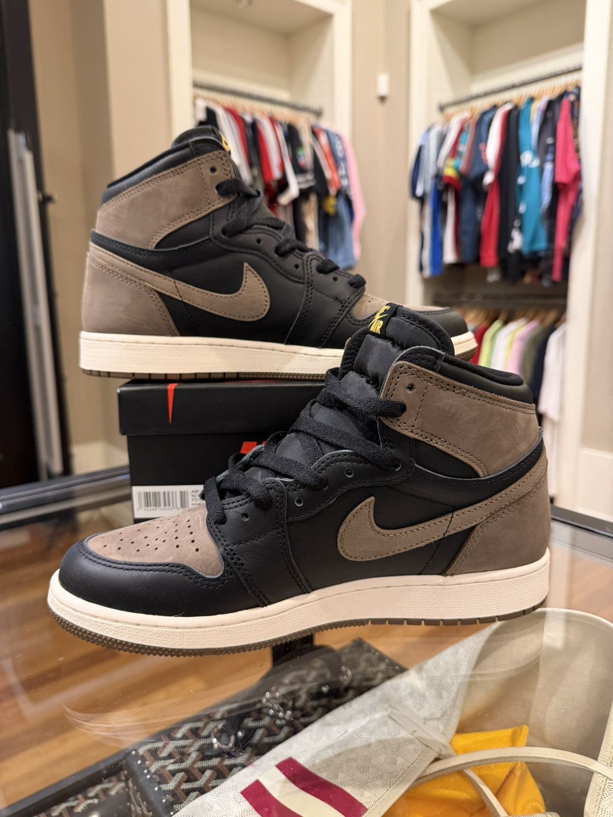 Jordan Brand Jordan 1 Retro High ‘Palomino’ GS Size US 7 / EU 40 - 2 Thumbnail