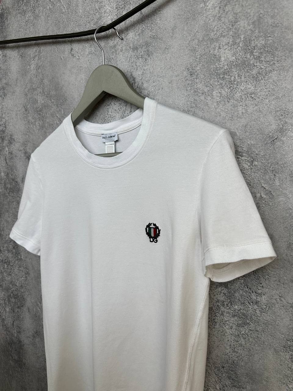 Dolce & Gabbana Dolce & Gabbana White T-Shirt Small Logo Crest Tee Slim Fit Size XS / US 0-2 / IT 36-38 - 5 Thumbnail