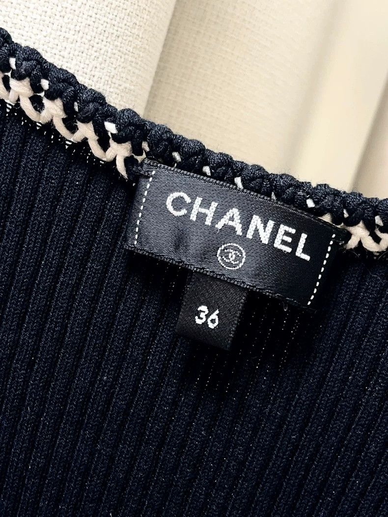 Chanel Chanel 22C early spring show black and white rolled-edged Size XS / US 0-2 / IT 36-38 - 8 Thumbnail