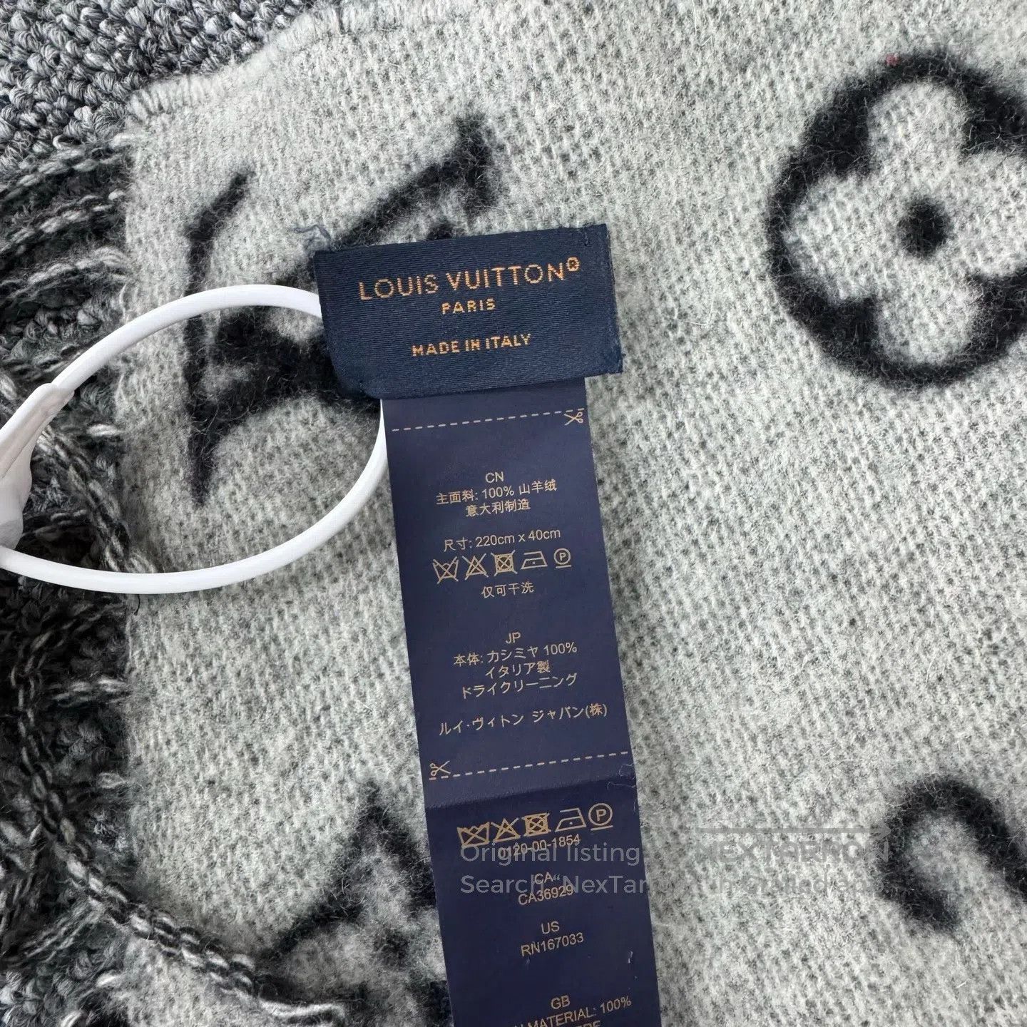 Louis Vuitton Louis Vuitton Full-print elderly-style scarf, double-sided Size ONE SIZE - 4 Thumbnail