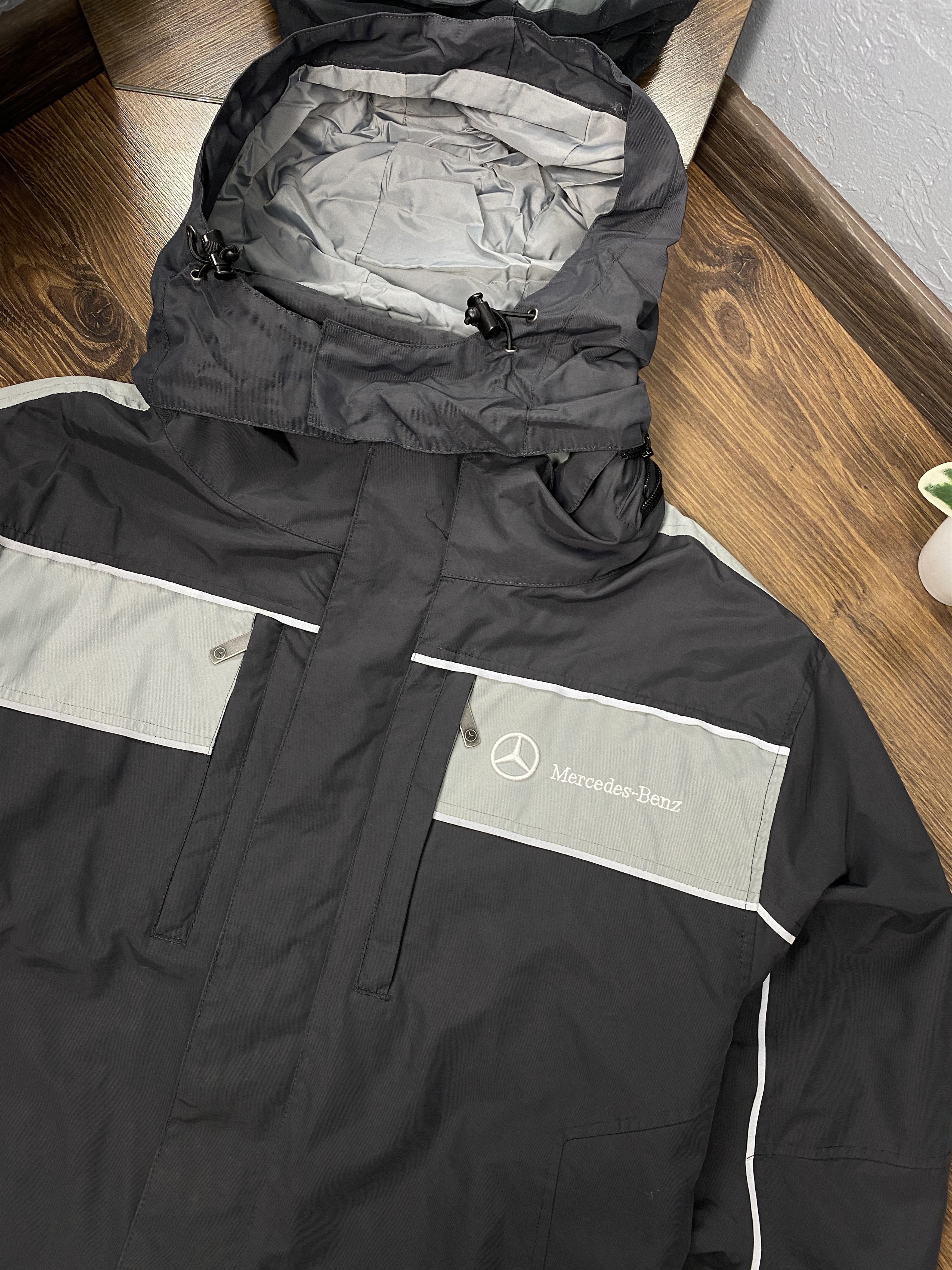 Mercedes-Benz Mercedes Benz vintage nylon waterproof jacket y2k Size US XL / EU 56 / 4 - 2 Thumbnail