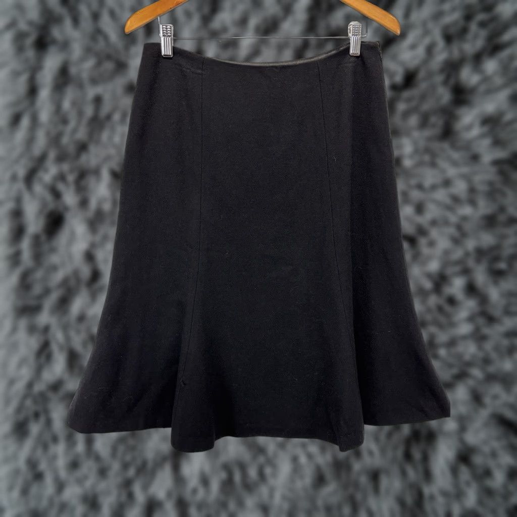 Chaps VINTAGE Chaps Skirt A-Line Womens Sz 8 Black Wool Lined Knee Length Career Academia Old$ Pre-owned Good Size 30" / US 8 / IT 44 - 1 Thumbnail