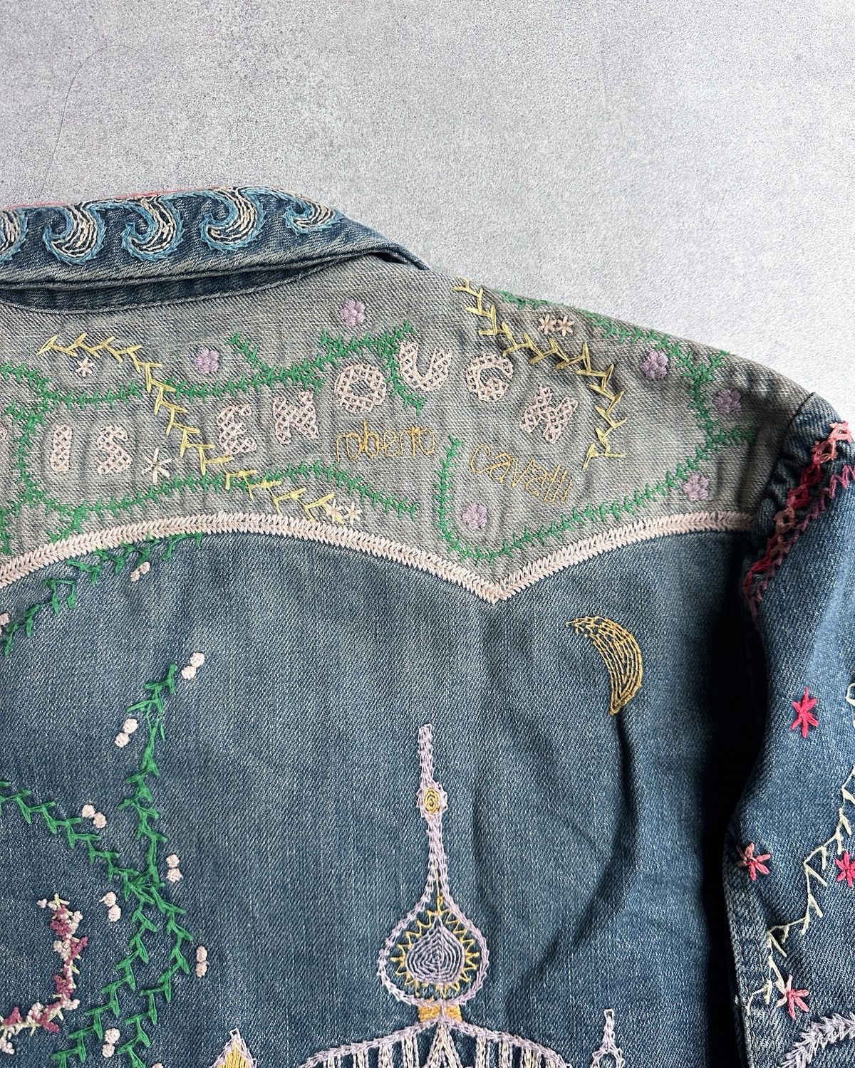 Roberto Cavalli Fw2000 Roberto Cavalli “Love is enough” Embroiderey Denim Size US M / EU 48-50 / 2 - 10 Thumbnail