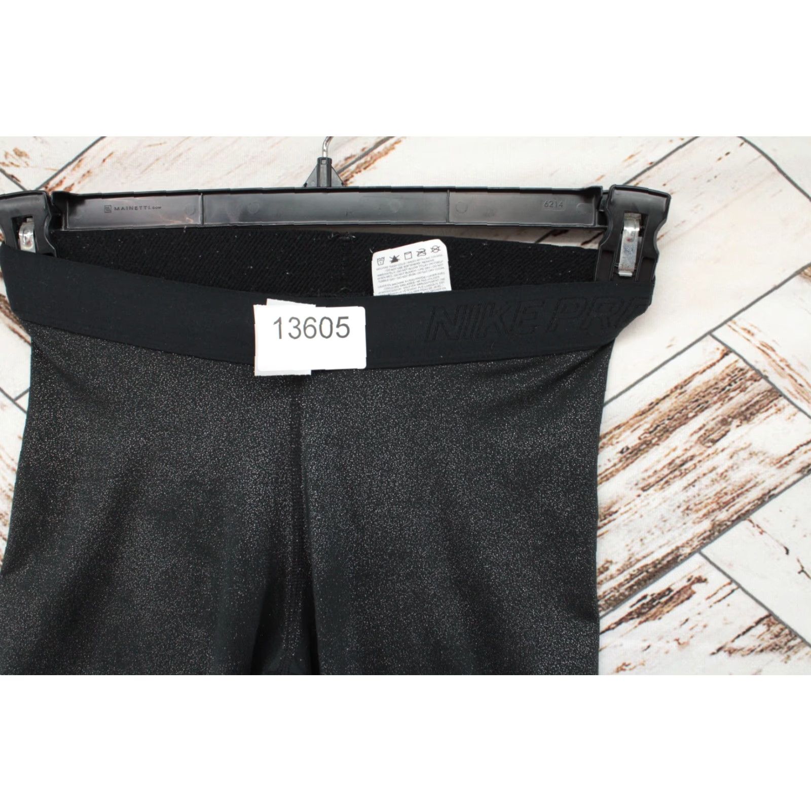 Nike Nike Pro-Cool Leggings Dri Fit Women S Black/Silver Sparkle 881778-010 Size 28" / US 6 / IT 42 - 7 Thumbnail