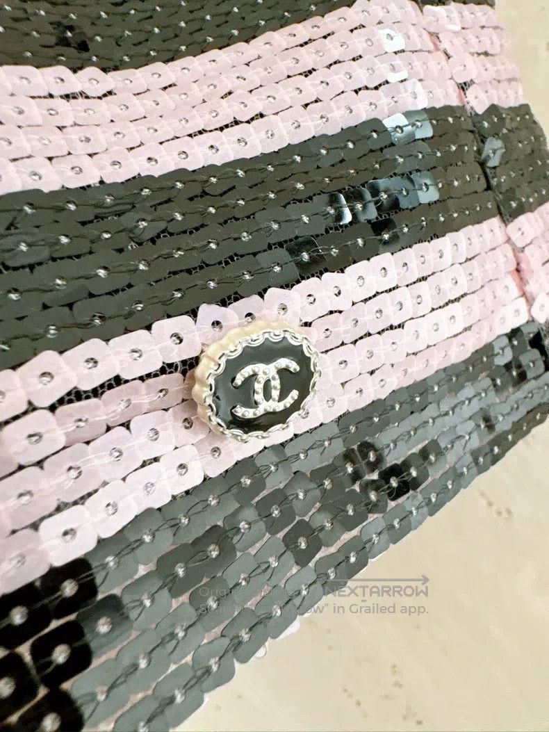 Chanel Chanel 22C Early Spring Vacation Full Sequin Striped Vest Size XXS / US 00 / IT 34 - 5 Thumbnail