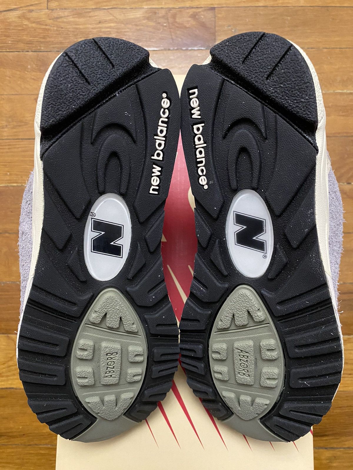 New Balance Size 3.5M / 5W - New Balance 990V2 Teddy Santis Marblehead Size US 5 / IT 35 - 6 Thumbnail