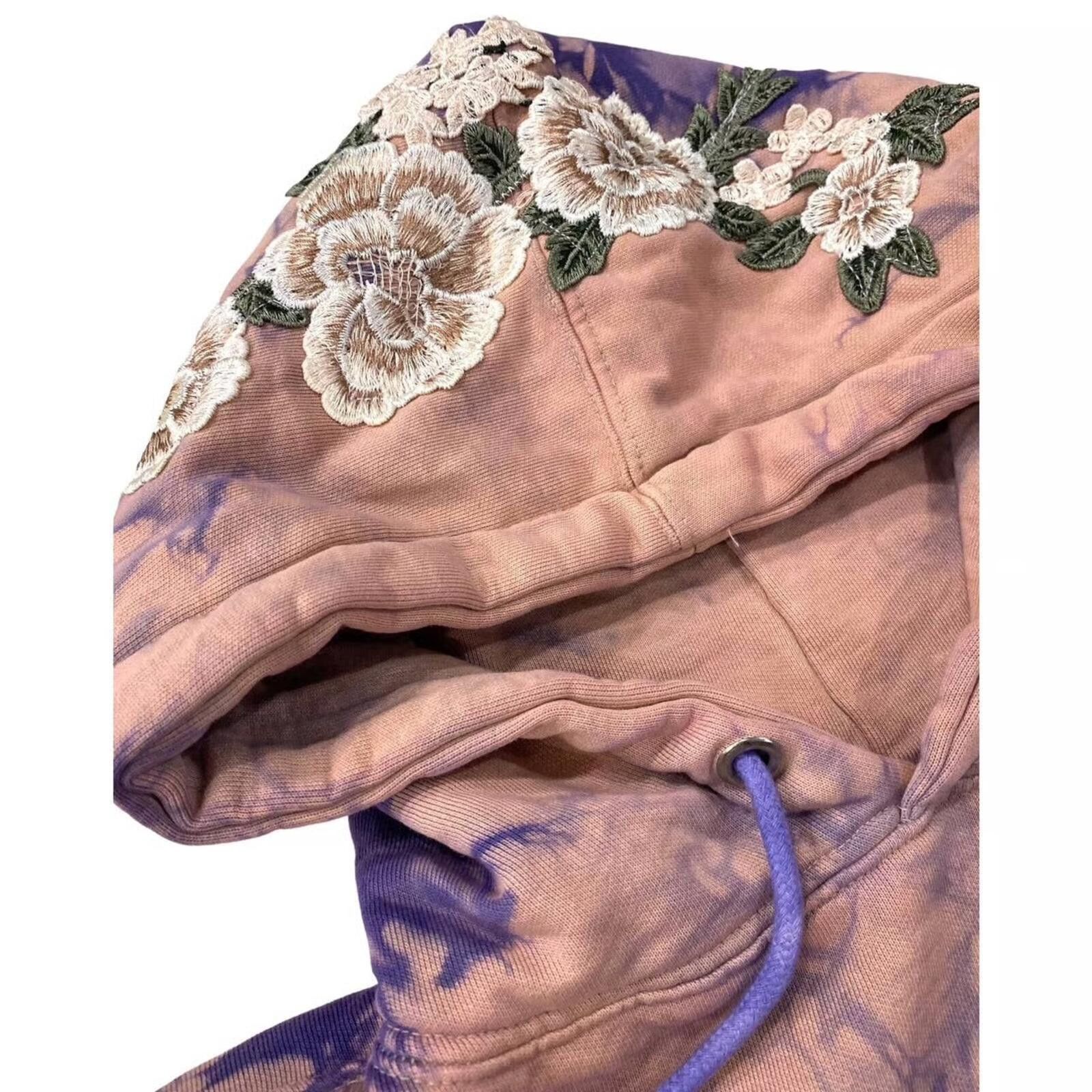 Civil Regime Civil Regime Tie-Dye Embroidered Roses Hoodie-Medium Size US M / EU 48-50 / 2 - 3 Thumbnail