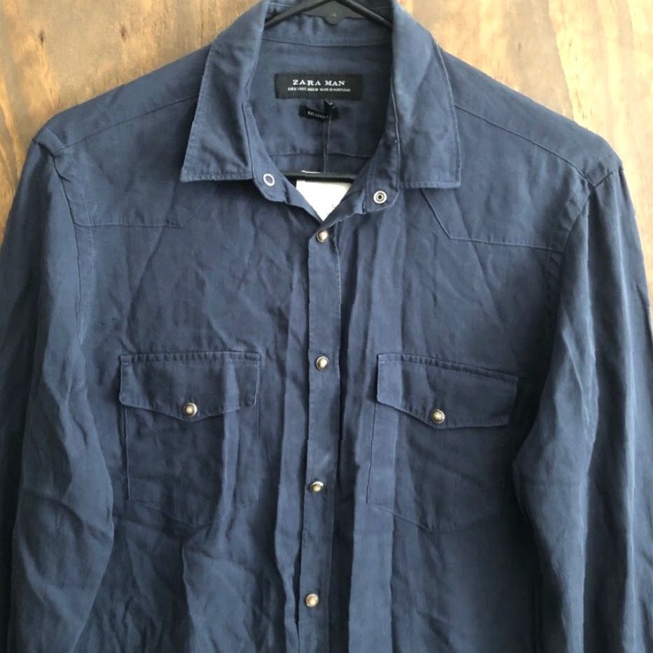 Zara ZARA Men Shirt Blue Relaxed Fit Button-Up 100% Lyocell Long Sleeve Small Shirt Mens Size US S / EU 44-46 / 1 - 2 Thumbnail