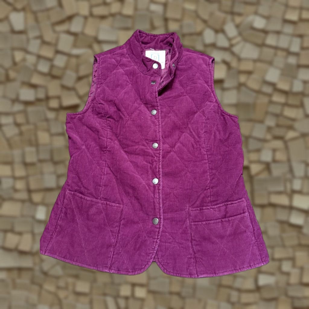 Vintage Relativity Vest, Women's Petite Medium, Purple, Button Up, Sleeveless, Pockets, Vest, Regular, Polyester, 0-0 Size M / US 6-8 / IT 42-44 - 1 Thumbnail