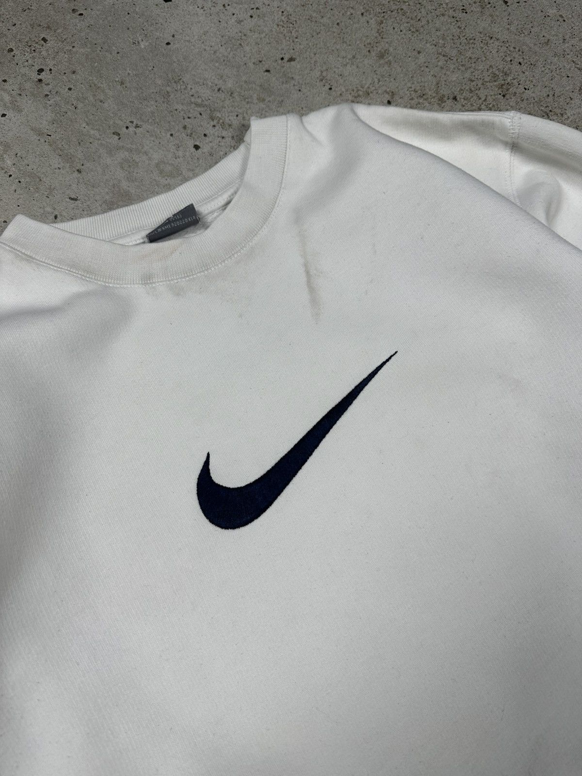 Nike × Vintage Vintage Y2K Nike White Center Big Swoosh Crewneck Size US S / EU 44-46 / 1 - 6 Thumbnail