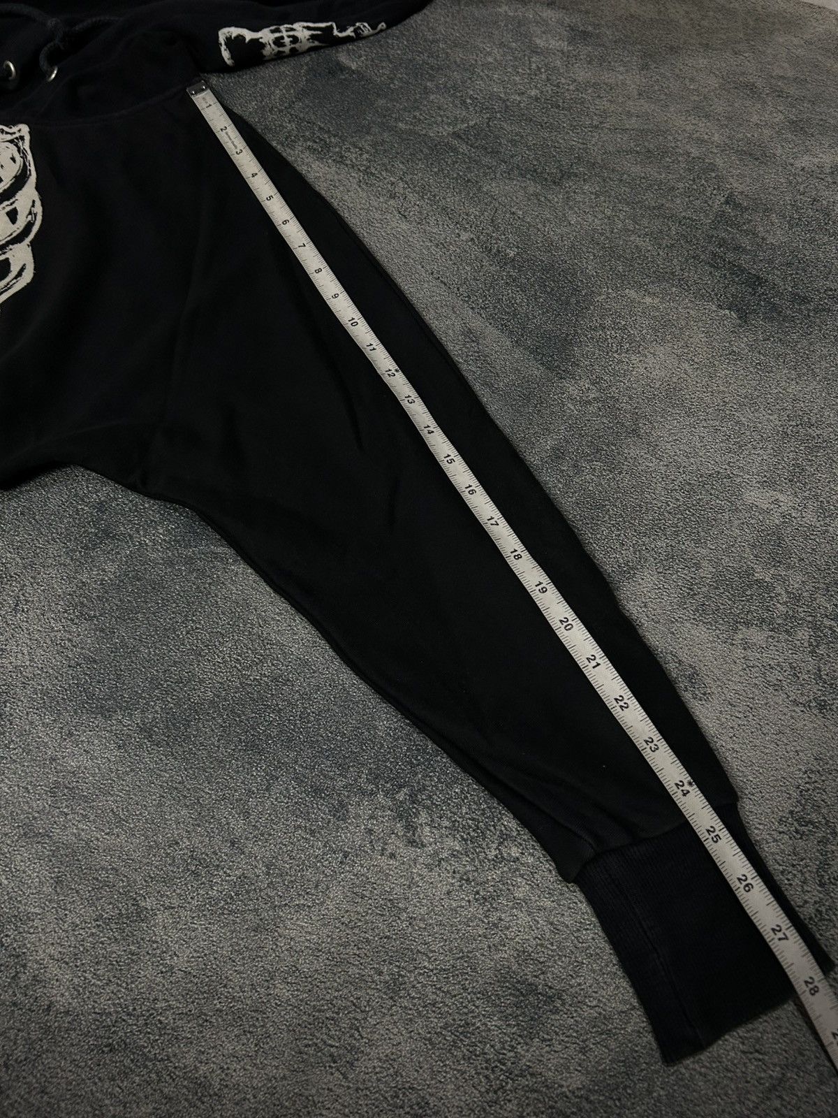 Japanese Brand Glad News Skelton big logo Hoodie Size US L / EU 52-54 / 3 - 9 Thumbnail