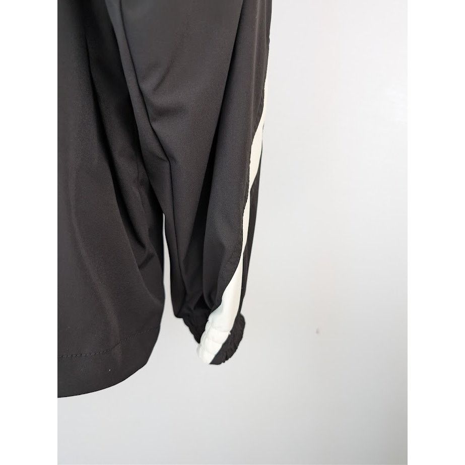 Balenciaga × Under Armour o1rshd1 Reversible Tracksuit Jacket in Black Size US S / EU 44-46 / 1 - 11 Thumbnail