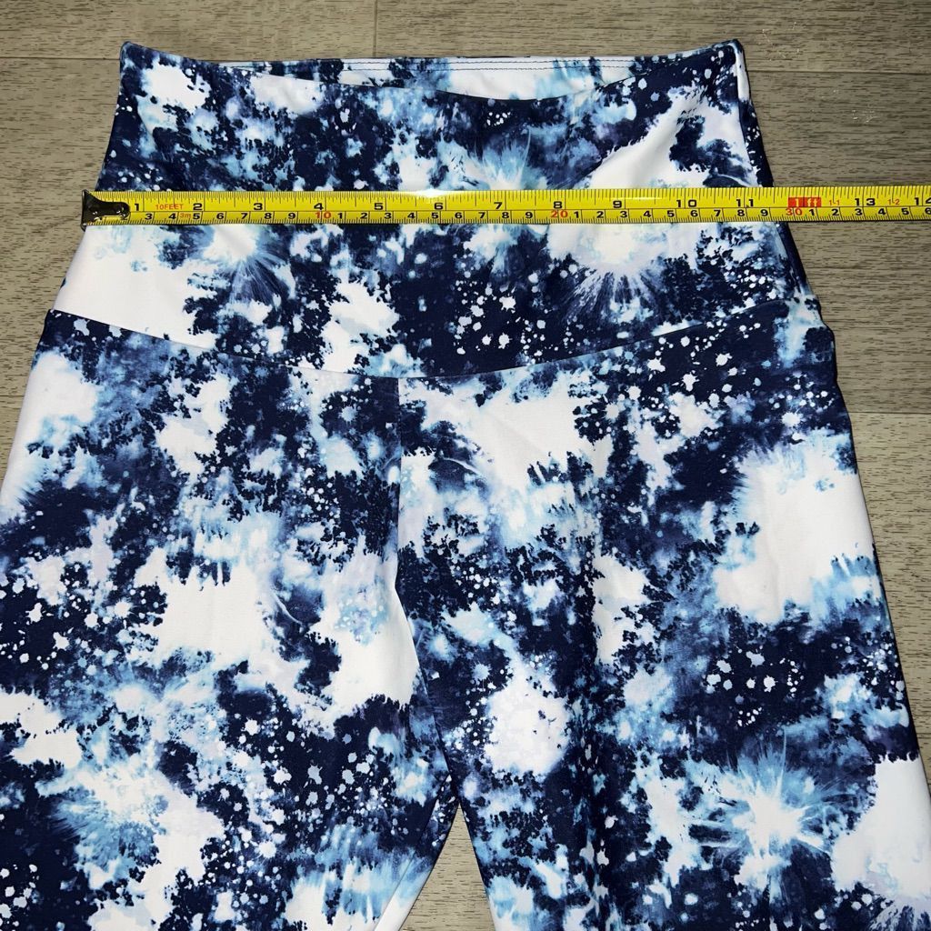 Other Onzie, Stardust Galaxy Print High Rise Midi Length Basic Leg Size 25" / US 0 / IT 36 - 2 Thumbnail