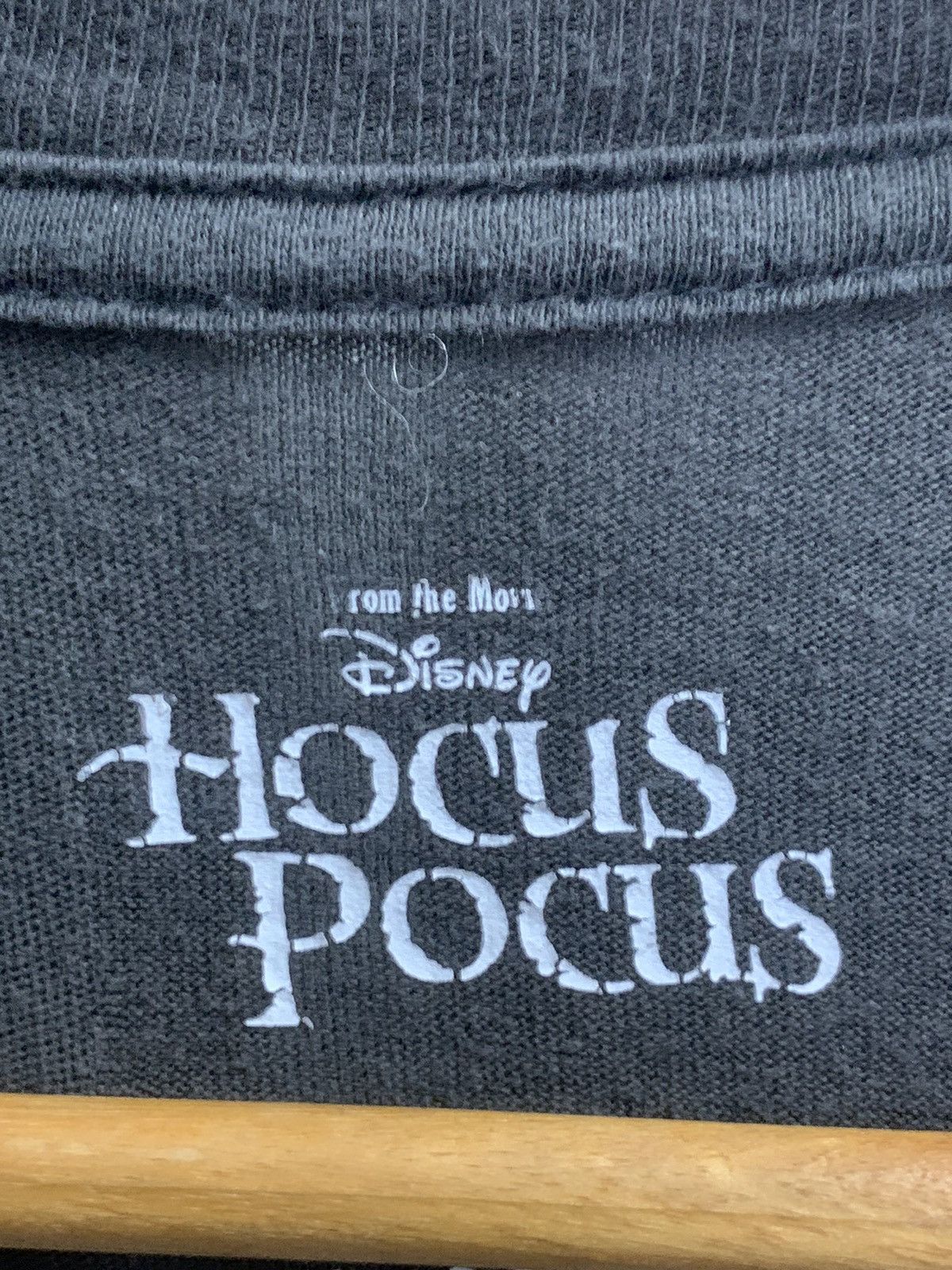 Disney × Vintage Hocus Pocus Movie by Disney Size US XL / EU 56 / 4 - 9 Thumbnail