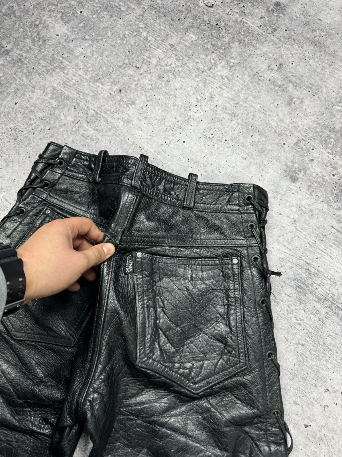 Genuine Leather × Vintage Vintage 90’s Y2K Style Casual Cowboy Genuine Leather Pants Size US 28 / EU 44 - 24 Thumbnail