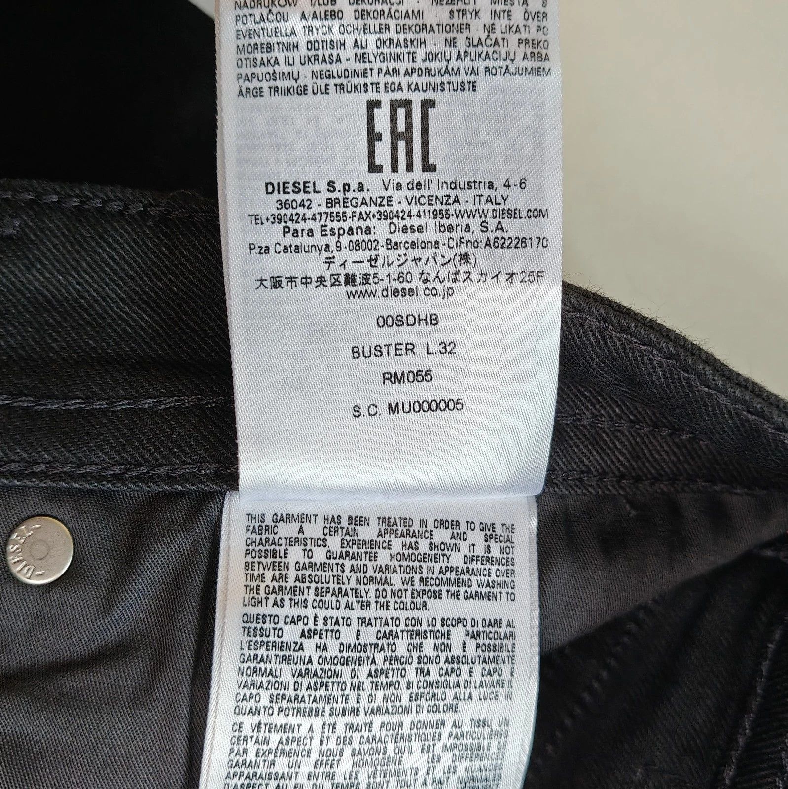 Diesel Diesel BUSTER L.32 MENS JEANS T/9579 Size US 30 / EU 46 - 7 Thumbnail