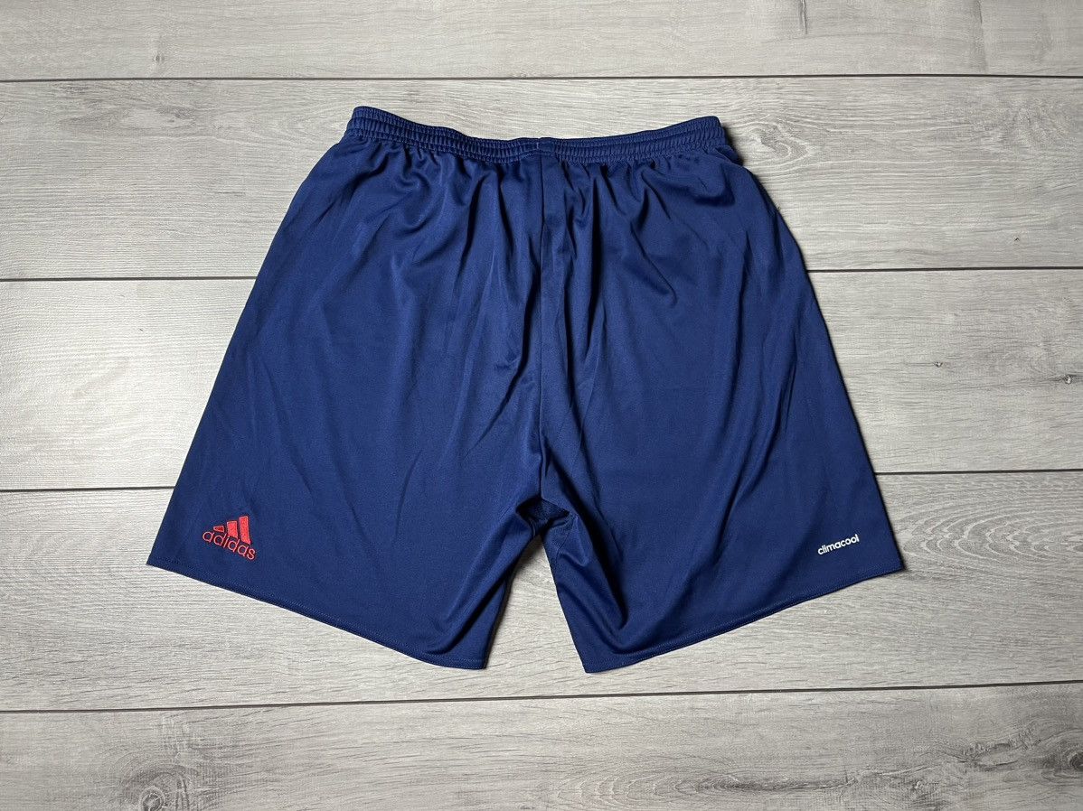 Adidas Adidas shorts Manchester united soccer size Large Size US 34 / EU 50 - 4 Thumbnail