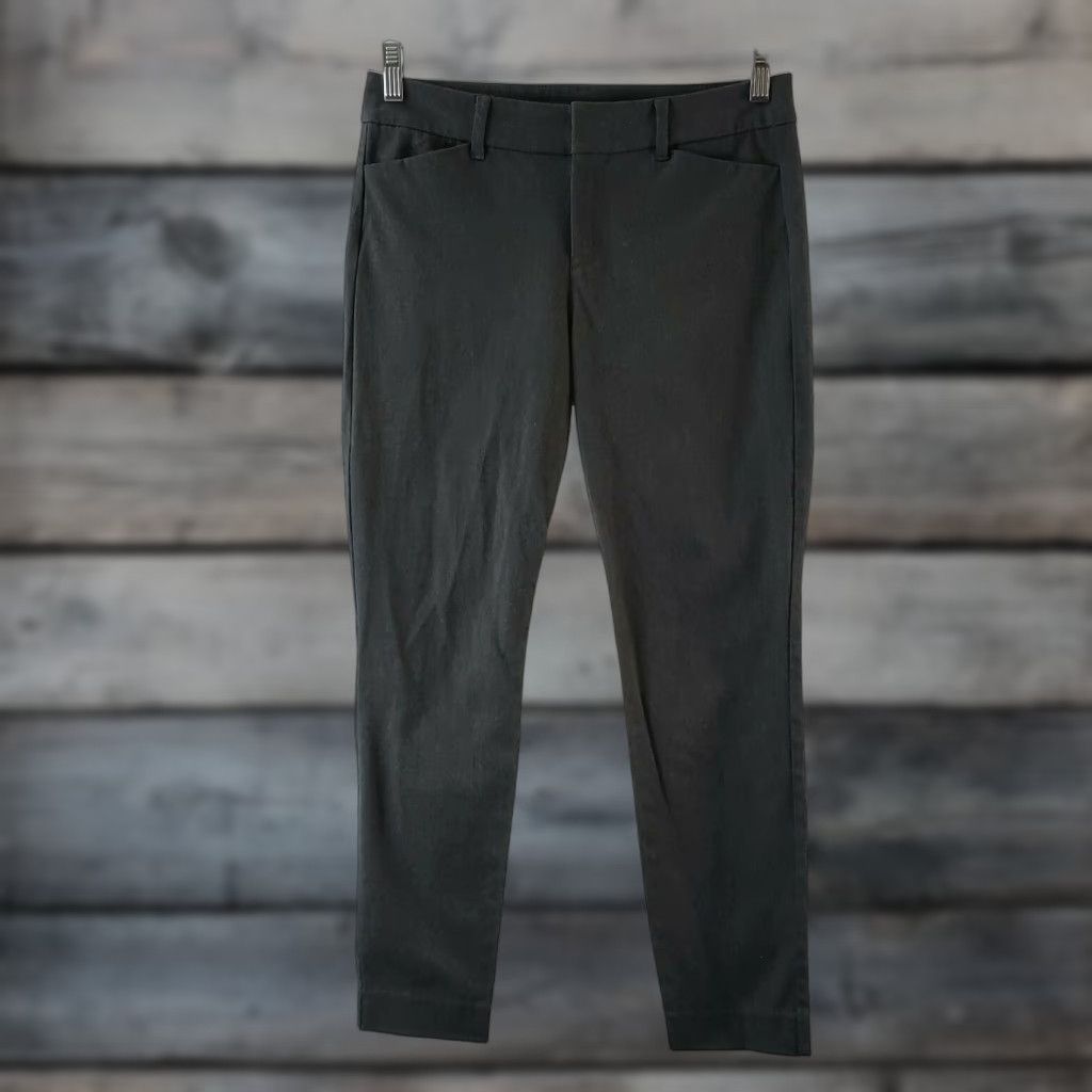 Old Navy Old Navy Womens Pixie Pants Sz 4 Gray Mid Rise Pants Adult Regular XS? Size 27" / US 4 / IT 40 - 1 Thumbnail
