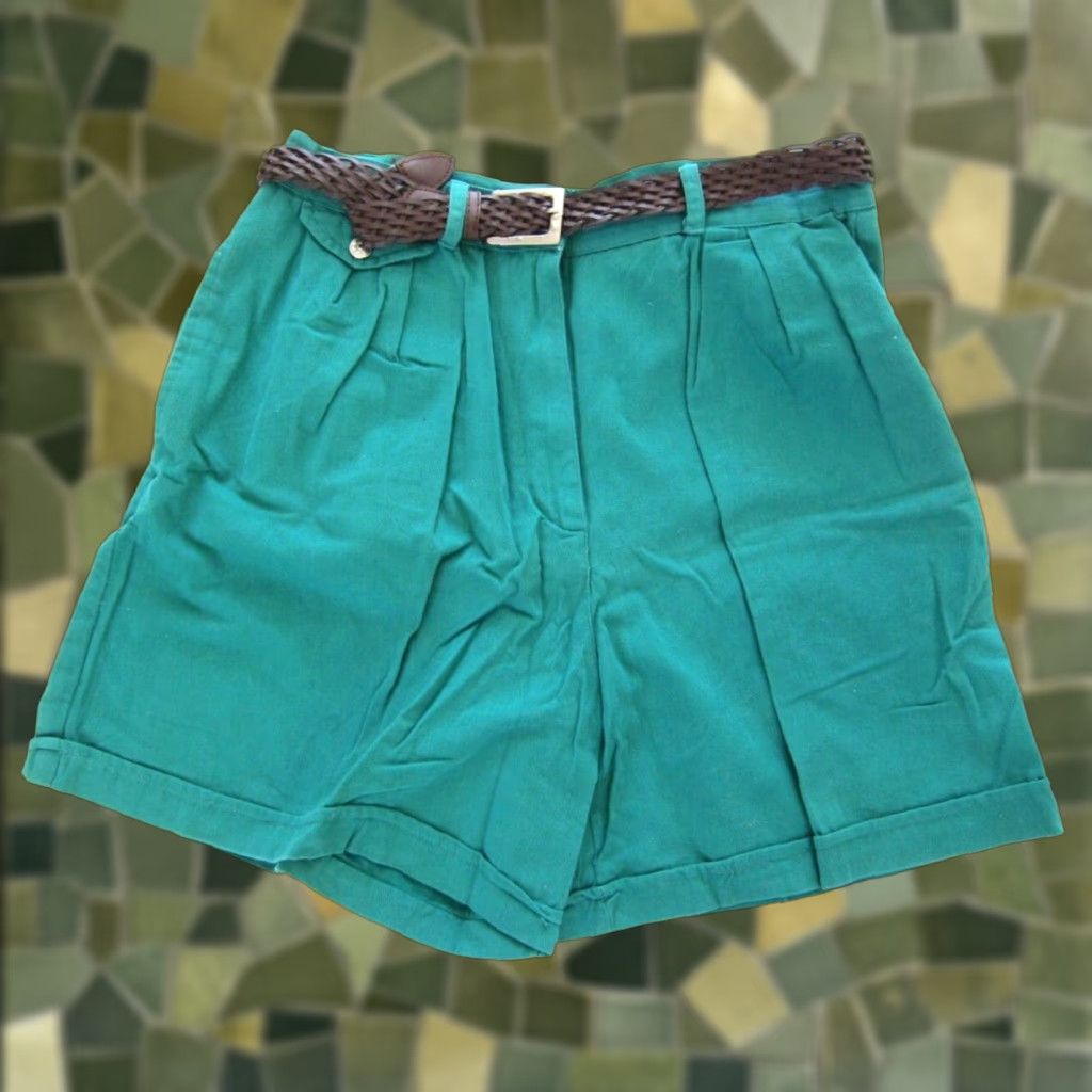 Vintage VINTAGE Barclay Square 100% Cotton Green Pleated High Rise Shorts Women 30/L Size 30" / US 8 / IT 44 - 1 Thumbnail